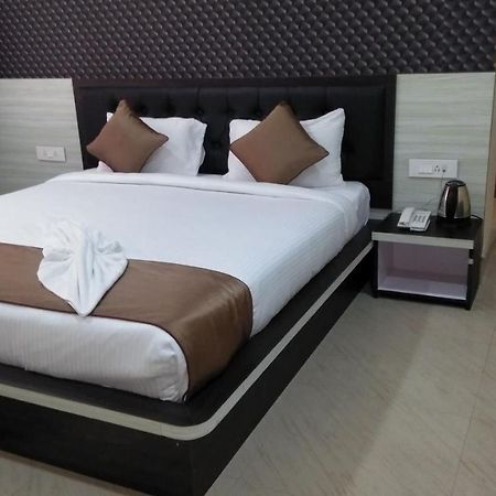 The Four Season Hotel Dimapur Экстерьер фото