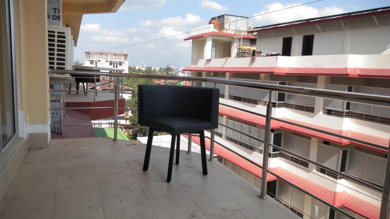 The Four Season Hotel Dimapur Экстерьер фото